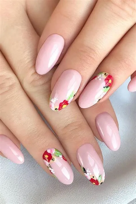 Celebrating Spring with Floral Nail Designs