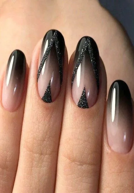 Classic Elegance: Make a Statement with Stylish Black Spherical Nails