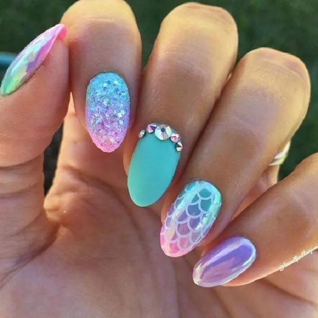 Exploring Multicolored Nail Inspirations for 2024