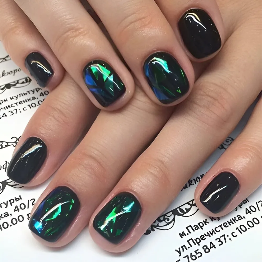 20 Alluring Glass Nail Styles to Add a Touch of Elegance to Your Beauty Routine