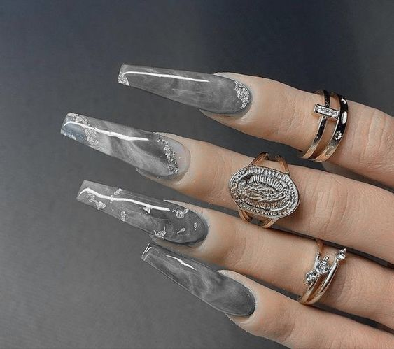 Unique Gray Nail Art Ideas