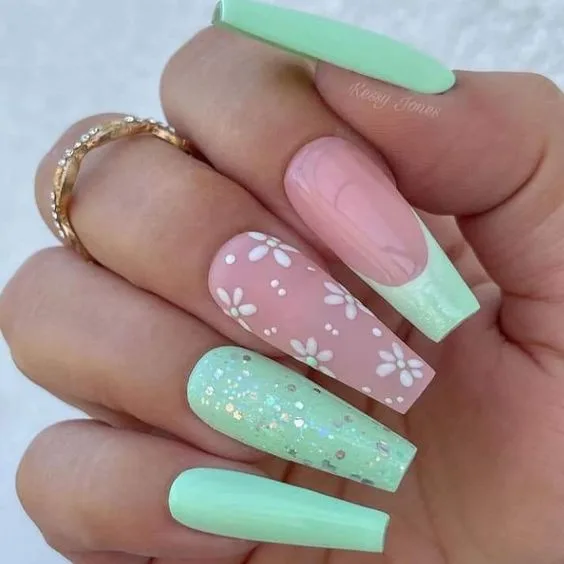 Make a Statement: 45 Gorgeous Mint Green Nail Ideas for the Year Ahead