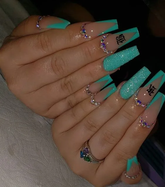 Elegant Long Turquoise Coffin Nails